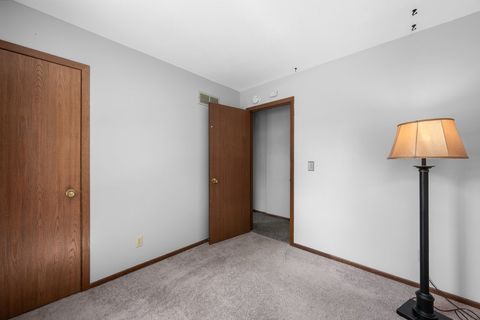 Tiny photo for 2616 Sheffield Drive, Davenport, IA 52806 (MLS # 12583314)