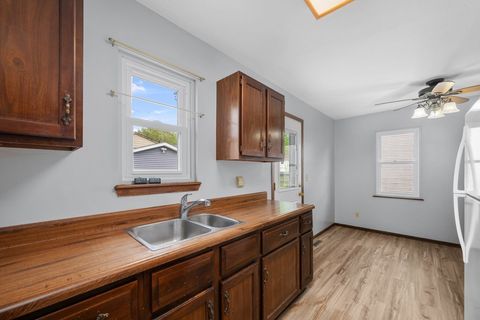 Tiny photo for 2616 Sheffield Drive, Davenport, IA 52806 (MLS # 12583314)
