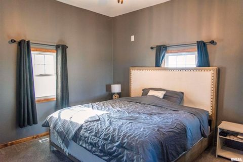 Tiny photo for 1621 HIGHWAY 24 Street, Paloma, IL 62359 (MLS # QC4269230)