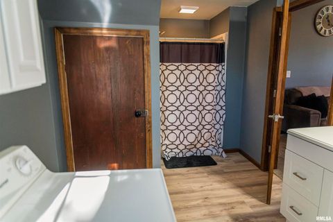 Tiny photo for 1621 HIGHWAY 24 Street, Paloma, IL 62359 (MLS # QC4269230)