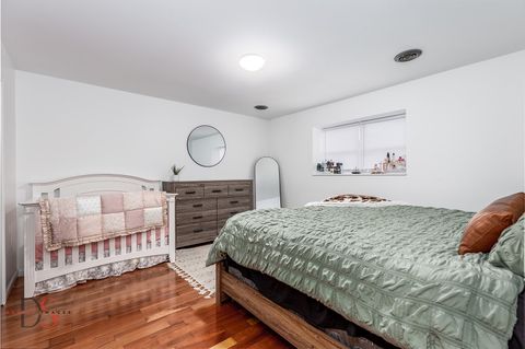 Tiny photo for 2121 Fox Hill Lane, Ottawa, IL 61350 (MLS # 12519553)