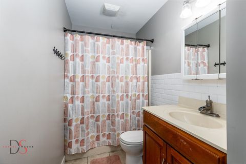 Tiny photo for 2121 Fox Hill Lane, Ottawa, IL 61350 (MLS # 12519553)