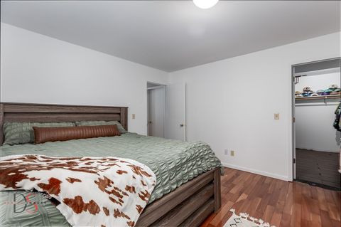 Tiny photo for 2121 Fox Hill Lane, Ottawa, IL 61350 (MLS # 12519553)