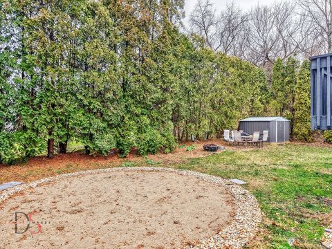 Tiny photo for 2121 Fox Hill Lane, Ottawa, IL 61350 (MLS # 12519553)