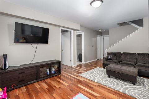 Tiny photo for 2121 Fox Hill Lane, Ottawa, IL 61350 (MLS # 12519553)