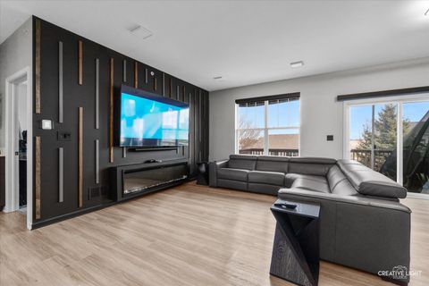 Tiny photo for 1320 Hawk Hollow Drive, Yorkville, IL 60560 (MLS # 12594243)