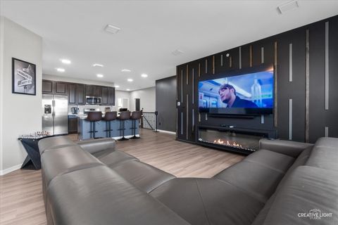 Tiny photo for 1320 Hawk Hollow Drive, Yorkville, IL 60560 (MLS # 12594243)