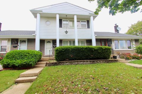 7108 Niles Avenue Niles IL 60714