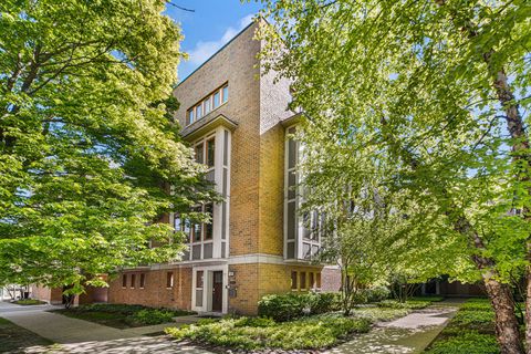 Tiny photo for 3151 N Honore Street #9, Chicago, IL 60657 (MLS # 12652309)