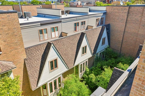 Tiny photo for 3151 N Honore Street #9, Chicago, IL 60657 (MLS # 12652309)
