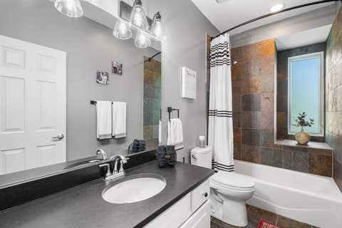 Tiny photo for 3151 N Honore Street #9, Chicago, IL 60657 (MLS # 12652309)