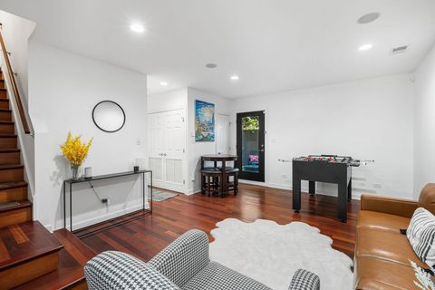 Tiny photo for 3151 N Honore Street #9, Chicago, IL 60657 (MLS # 12652309)
