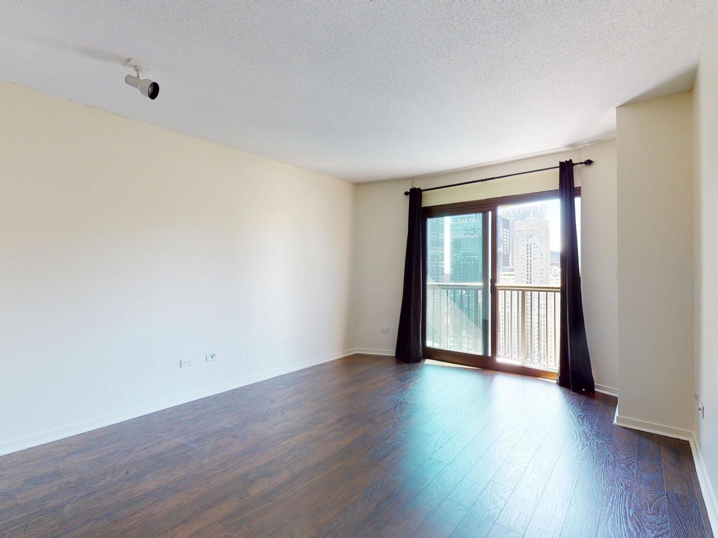 400 N Lasalle Drive 3406