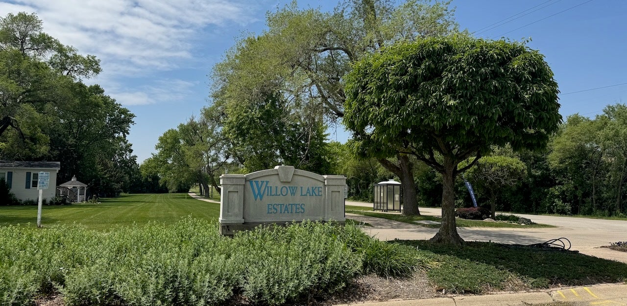1130 Country Club Road