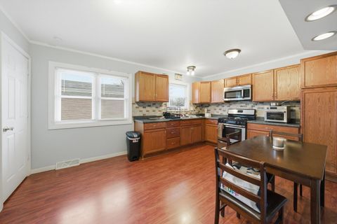 Tiny photo for Midlothian, IL 60445 (MLS # 12589923)