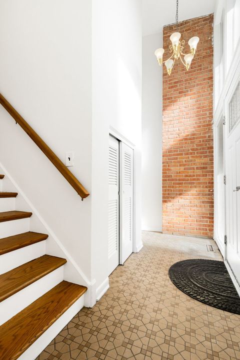 Tiny photo for 6742 N Monticello Avenue N, Lincolnwood, IL 60712 (MLS # 12504315)