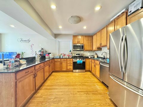 Tiny photo for 6052 N Claremont Avenue #1S, Chicago, IL 60659 (MLS # 12558453)