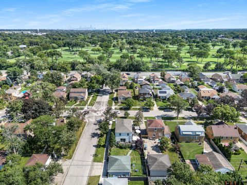 Tiny photo for 2300 S 2nd Avenue, North Riverside, IL 60546 (MLS # 12463614)