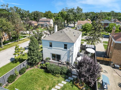 Tiny photo for 2300 S 2nd Avenue, North Riverside, IL 60546 (MLS # 12463614)