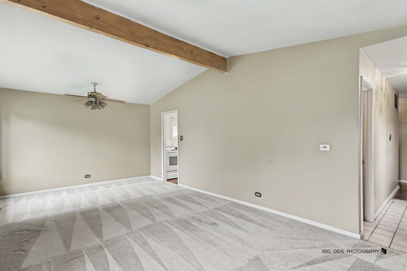 16 W Jeffery Avenue