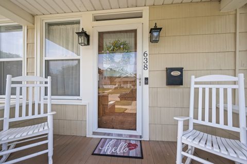 Tiny photo for 638 N Spring Street, Elgin, IL 60120 (MLS # 12468992)