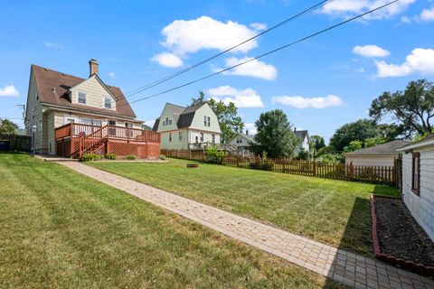 Tiny photo for 638 N Spring Street, Elgin, IL 60120 (MLS # 12468992)