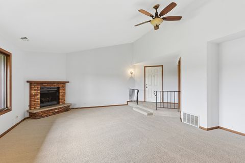 Tiny photo for Palos Park, IL 60464 (MLS # 12622662)