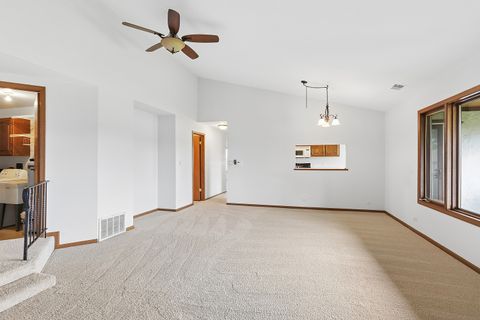 Tiny photo for Palos Park, IL 60464 (MLS # 12622662)