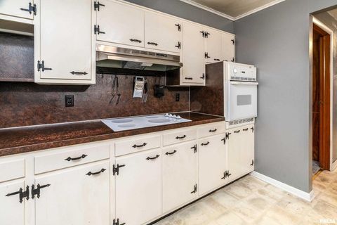 Tiny photo for 170 MELODY Lane, Murphysboro, IL 62966 (MLS # EB460309)