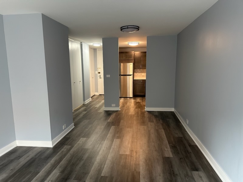 2020 N Lincoln Park West 2C