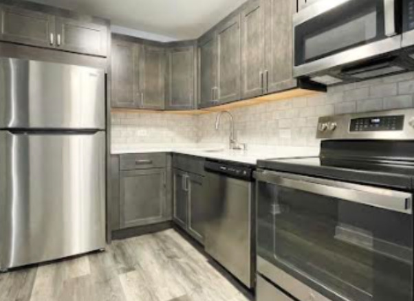 2020 N Lincoln Park West 2C