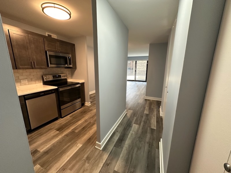 2020 N Lincoln Park West 2C