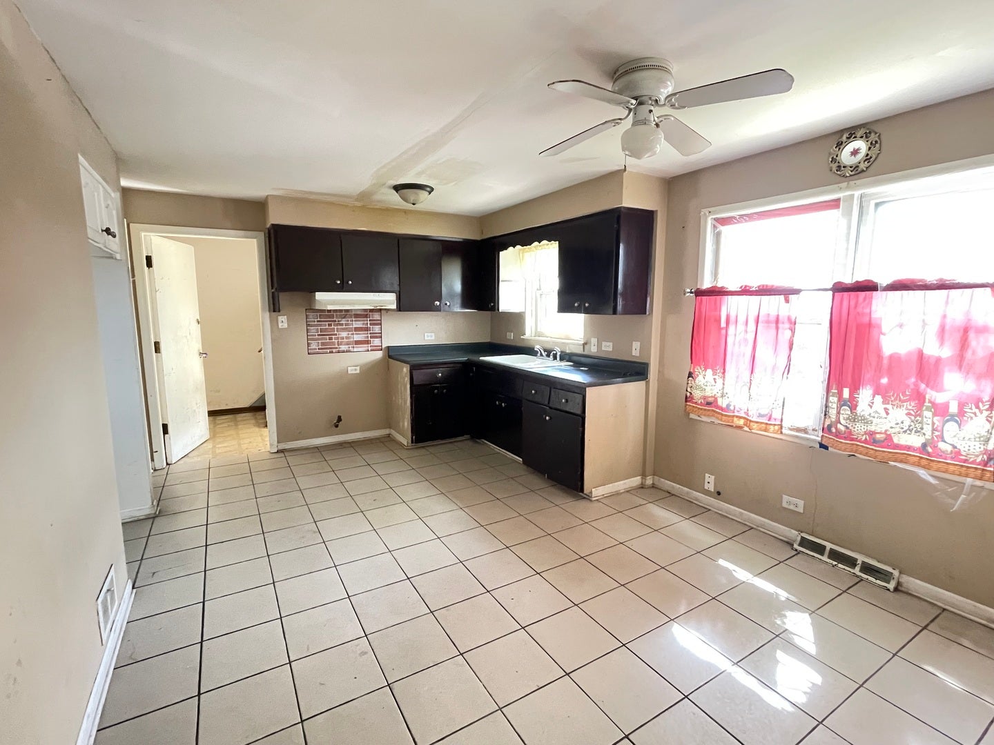 3653 W 71st Street