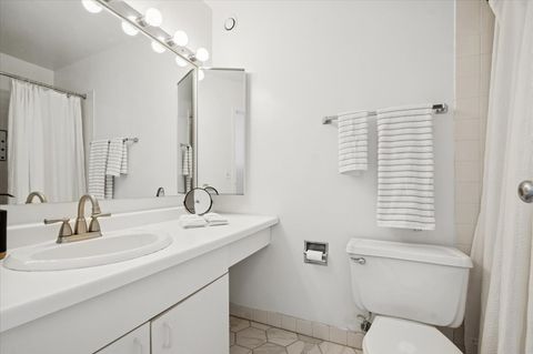 Tiny photo for 5320 N Sheridan Road #409, Chicago, IL 60640 (MLS # 12582106)