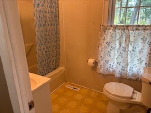 Tiny photo for 814 W Park Street, Morrison, IL 61270 (MLS # 12469284)