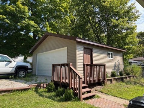 Tiny photo for 814 W Park Street, Morrison, IL 61270 (MLS # 12469284)