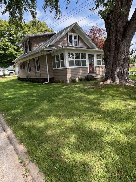 Tiny photo for 814 W Park Street, Morrison, IL 61270 (MLS # 12469284)