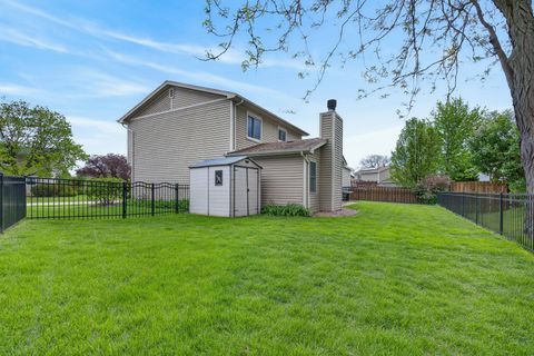 Tiny photo for 4340 Rock Cove Drive, Hoffman Estates, IL 60192 (MLS # 12626622)