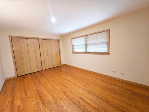 Tiny photo for 9605 S Kolin Avenue, Oak Lawn, IL 60453 (MLS # 12697056)