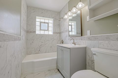 Tiny photo for 1703 Bonita Avenue, Mount Prospect, IL 60056 (MLS # 12614672)