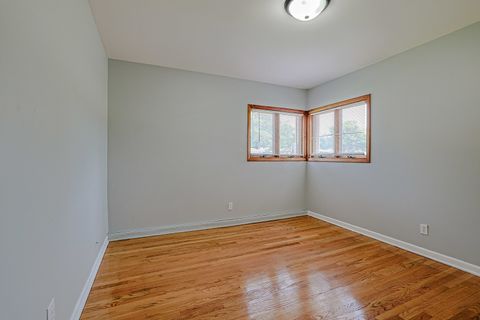 Tiny photo for 1703 Bonita Avenue, Mount Prospect, IL 60056 (MLS # 12614672)