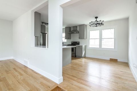 Tiny photo for 4009 Forest Avenue, Brookfield, IL 60513 (MLS # 12484756)