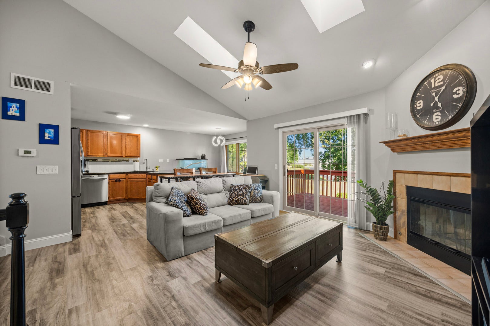 955 Ascot Drive