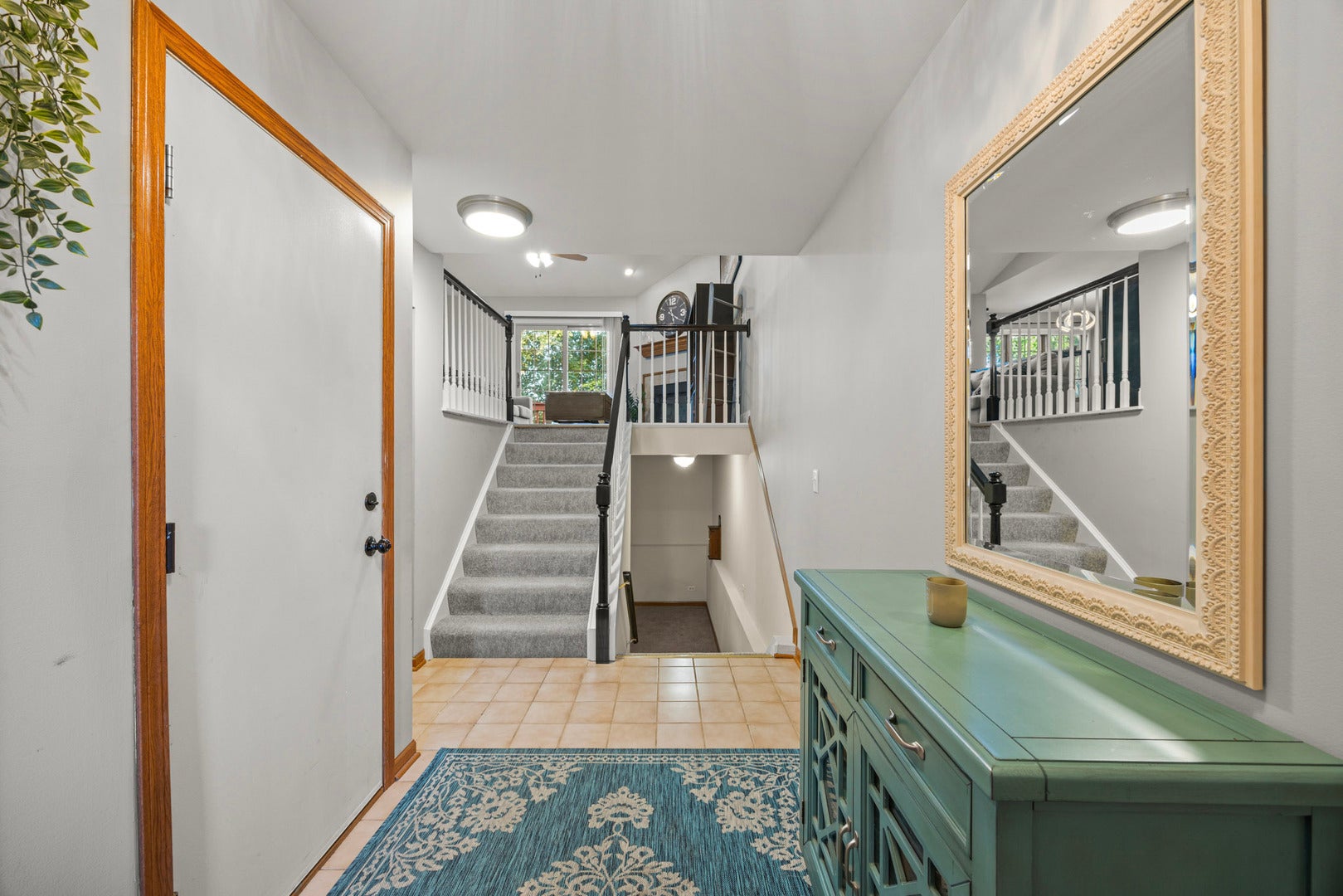 955 Ascot Drive
