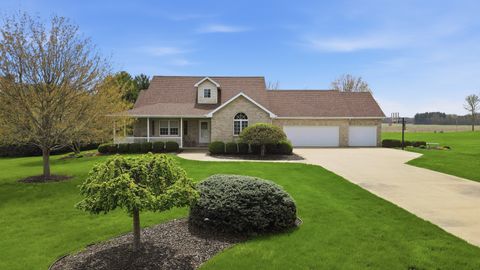 Photo of 2608 E Hill Drive, Rock Falls, IL 61071 (MLS # 12622910)