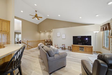 Tiny photo for 2608 E Hill Drive, Rock Falls, IL 61071 (MLS # 12622910)