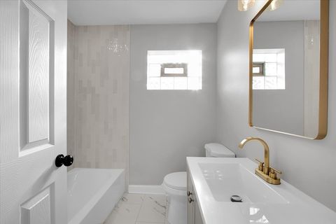 Tiny photo for 11524 S Kildare Avenue, Alsip, IL 60803 (MLS # 12516164)