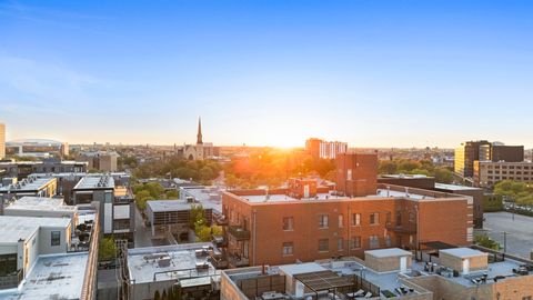 Tiny photo for 1355 W WASHINGTON Boulevard #4D, Chicago, IL 60607 (MLS # 12494902)