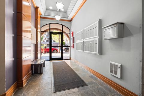 Tiny photo for 1355 W WASHINGTON Boulevard #4D, Chicago, IL 60607 (MLS # 12494902)