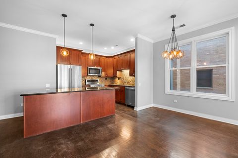 Tiny photo for 1355 W WASHINGTON Boulevard #4D, Chicago, IL 60607 (MLS # 12494902)